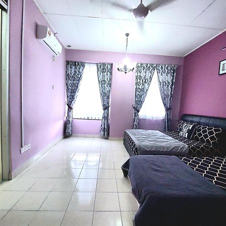 E&A Homestay Klia/ Sepang/ Nilai Ngoại thất bức ảnh